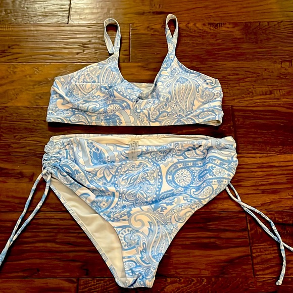 2 PIECE MATERNITY BIKINI • medium - Picture 1 of 3